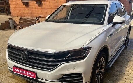 Volkswagen Touareg III, 2019 год, 5 530 000 рублей, 1 фотография