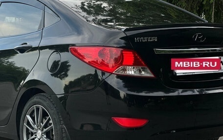 Hyundai Solaris II рестайлинг, 2012 год, 750 000 рублей, 3 фотография