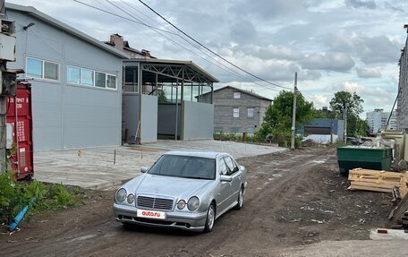 Mercedes-Benz E-Класс, 1996 год, 345 000 рублей, 2 фотография