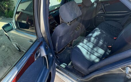 Mercedes-Benz E-Класс, 1996 год, 345 000 рублей, 7 фотография