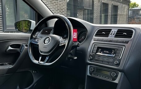 Volkswagen Polo VI (EU Market), 2019 год, 899 000 рублей, 15 фотография