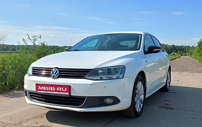 Volkswagen Jetta VI, 2013 год, 815 000 рублей, 1 фотография