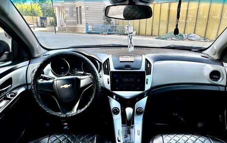 Chevrolet Cruze II, 2013 год, 699 999 рублей, 17 фотография