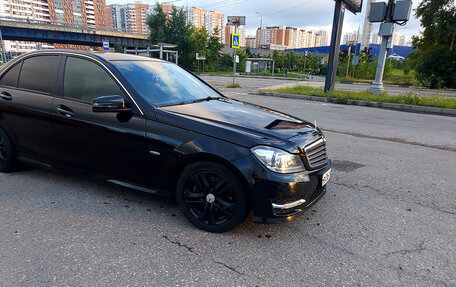 Mercedes-Benz C-Класс, 2011 год, 1 500 000 рублей, 2 фотография