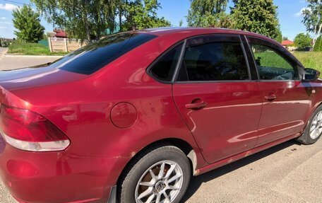 Volkswagen Polo VI (EU Market), 2011 год, 370 000 рублей, 3 фотография