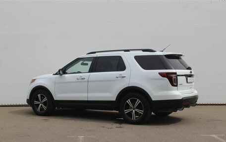 Ford Explorer VI, 2013 год, 1 425 000 рублей, 7 фотография