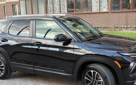 Chevrolet TrailBlazer, 2024 год, 1 870 000 рублей, 4 фотография