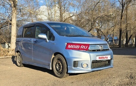 Honda Freed I, 2011 год, 825 000 рублей, 2 фотография