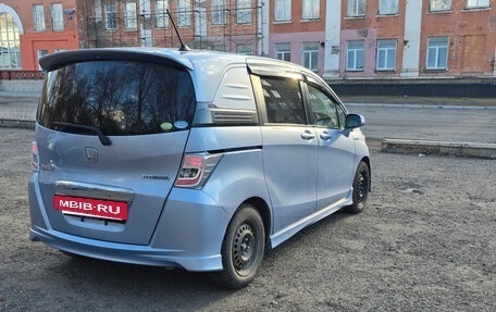 Honda Freed I, 2011 год, 825 000 рублей, 4 фотография
