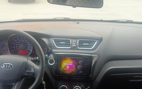 KIA Rio III рестайлинг, 2012 год, 840 000 рублей, 5 фотография
