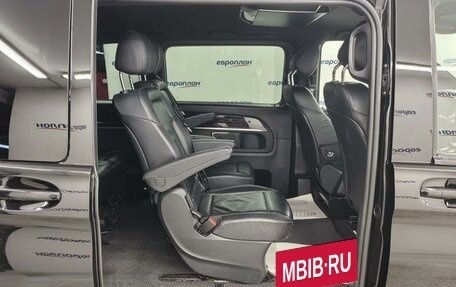 Mercedes-Benz V-Класс, 2019 год, 4 950 000 рублей, 10 фотография