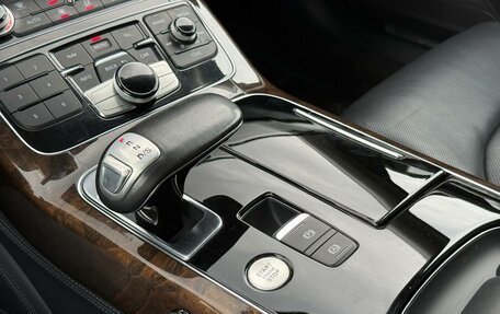 Audi A8, 2016 год, 2 430 000 рублей, 33 фотография