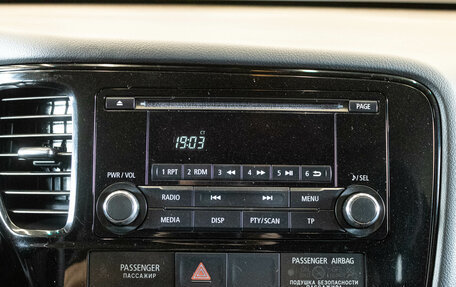 Mitsubishi Outlander III рестайлинг 3, 2013 год, 1 299 000 рублей, 14 фотография