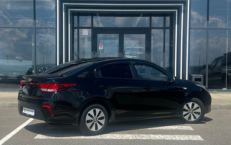 KIA Rio IV, 2018 год, 1 317 000 рублей, 4 фотография