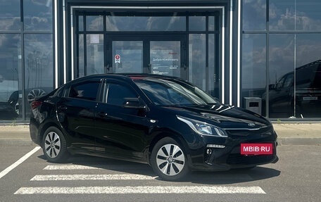 KIA Rio IV, 2018 год, 1 317 000 рублей, 3 фотография