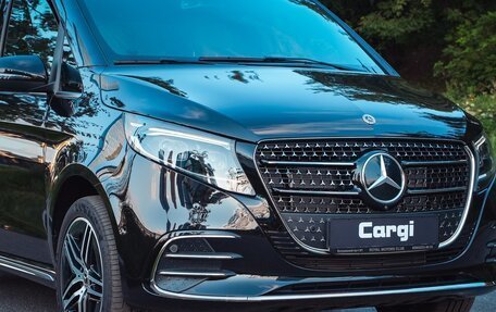 Mercedes-Benz V-Класс, 2025 год, 33 000 000 рублей, 29 фотография