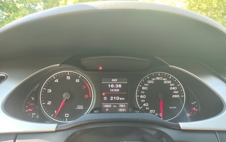 Audi A4, 2011 год, 1 800 000 рублей, 11 фотография