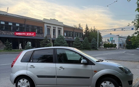 Ford Fiesta, 2006 год, 430 000 рублей, 2 фотография