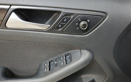 Volkswagen Jetta VI, 2015 год, 1 212 000 рублей, 18 фотография