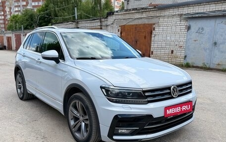 Volkswagen Tiguan II, 2019 год, 2 750 000 рублей, 1 фотография