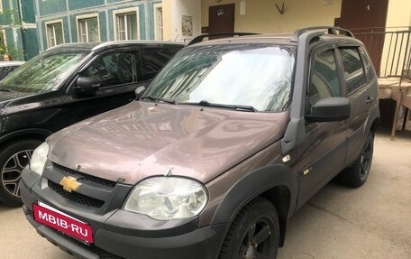 Chevrolet Niva I рестайлинг, 2017 год, 399 000 рублей, 2 фотография