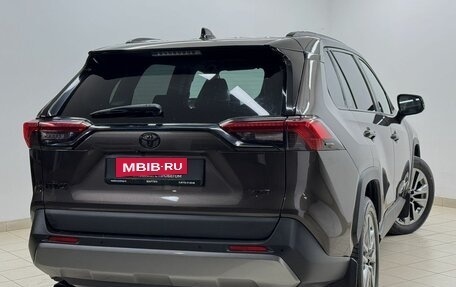 Toyota RAV4, 2020 год, 4 150 000 рублей, 6 фотография