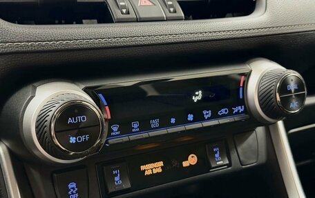 Toyota RAV4, 2020 год, 4 150 000 рублей, 16 фотография