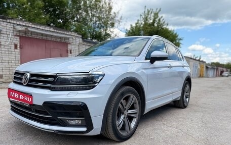 Volkswagen Tiguan II, 2019 год, 2 750 000 рублей, 2 фотография