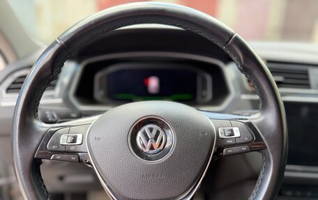 Volkswagen Tiguan II, 2019 год, 2 750 000 рублей, 17 фотография