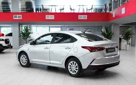 Hyundai Solaris II рестайлинг, 2021 год, 1 345 000 рублей, 4 фотография
