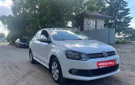 Volkswagen Polo VI (EU Market), 2012 год, 720 000 рублей, 13 фотография