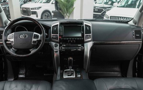 Toyota Land Cruiser 200, 2014 год, 3 350 000 рублей, 15 фотография