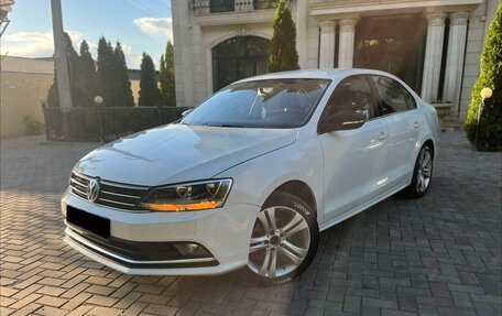 Volkswagen Jetta VI, 2016 год, 1 410 000 рублей, 3 фотография