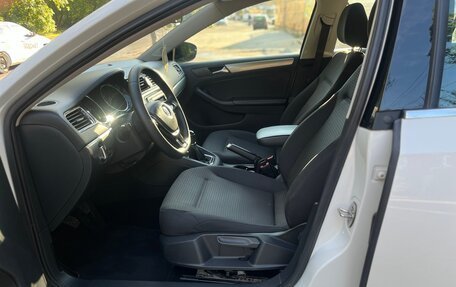 Volkswagen Jetta VI, 2016 год, 1 410 000 рублей, 17 фотография