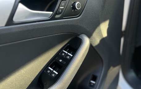 Volkswagen Jetta VI, 2016 год, 1 410 000 рублей, 21 фотография