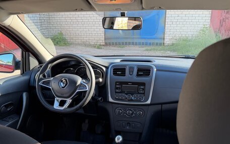 Renault Logan II, 2019 год, 825 000 рублей, 9 фотография