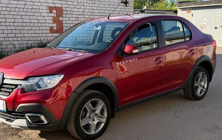 Renault Logan II, 2019 год, 825 000 рублей, 6 фотография