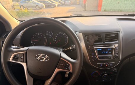 Hyundai Solaris II рестайлинг, 2016 год, 993 000 рублей, 7 фотография