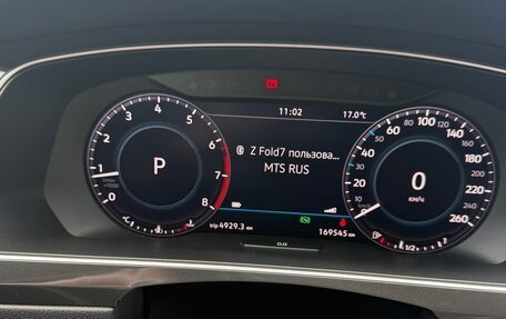 Volkswagen Tiguan II, 2018 год, 2 600 000 рублей, 11 фотография