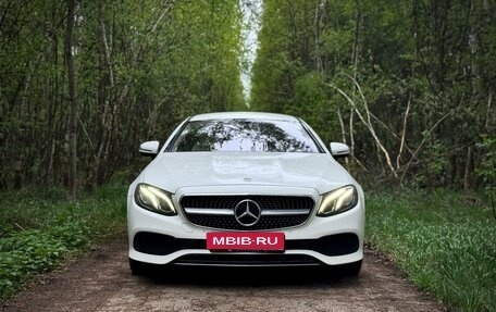 Mercedes-Benz E-Класс, 2017 год, 3 050 000 рублей, 2 фотография