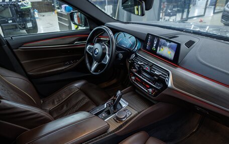 BMW 5 серия, 2018 год, 5 350 000 рублей, 18 фотография