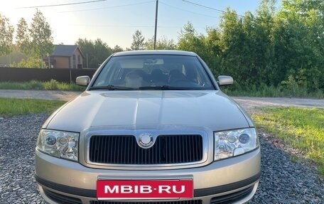Skoda Superb III рестайлинг, 2002 год, 430 000 рублей, 1 фотография