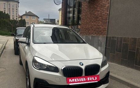BMW 2 серия Grand Tourer F46 рестайлинг, 2020 год, 1 600 000 рублей, 2 фотография