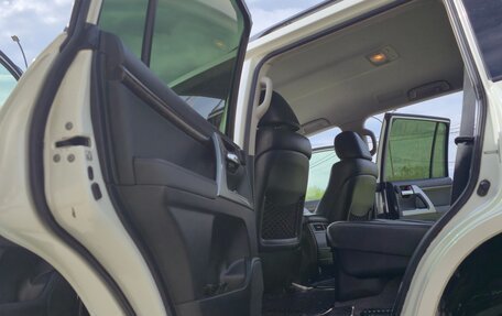Toyota Land Cruiser 200, 2013 год, 4 499 900 рублей, 4 фотография