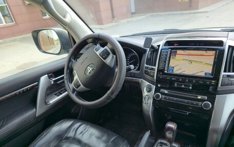 Toyota Land Cruiser 200, 2013 год, 4 499 900 рублей, 12 фотография