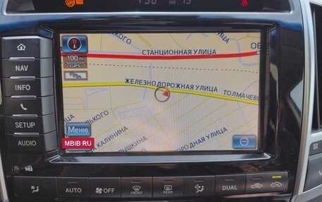 Toyota Land Cruiser 200, 2013 год, 4 499 900 рублей, 16 фотография