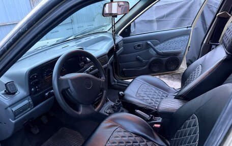 Daewoo Nexia I рестайлинг, 2006 год, 300 000 рублей, 20 фотография