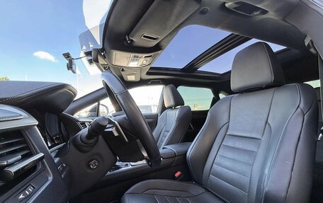 Lexus RX IV рестайлинг, 2018 год, 4 499 000 рублей, 11 фотография