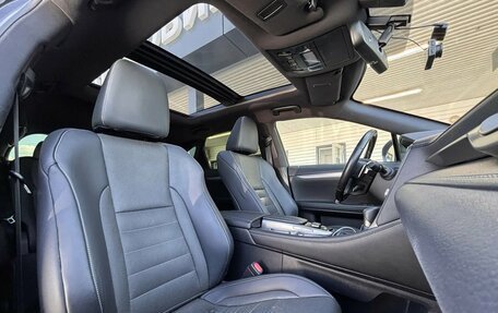 Lexus RX IV рестайлинг, 2018 год, 4 499 000 рублей, 16 фотография