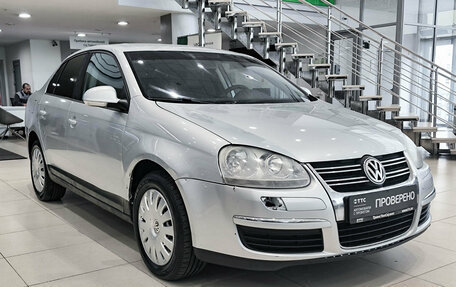 Volkswagen Jetta VI, 2007 год, 450 000 рублей, 3 фотография